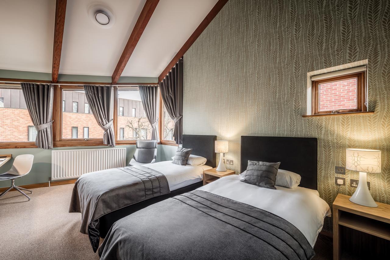 Hinxton Hall Hotel And Conference Centre Esterno foto