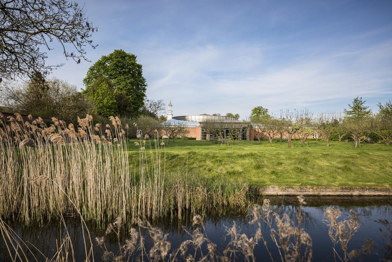 Hinxton Hall Hotel And Conference Centre Esterno foto