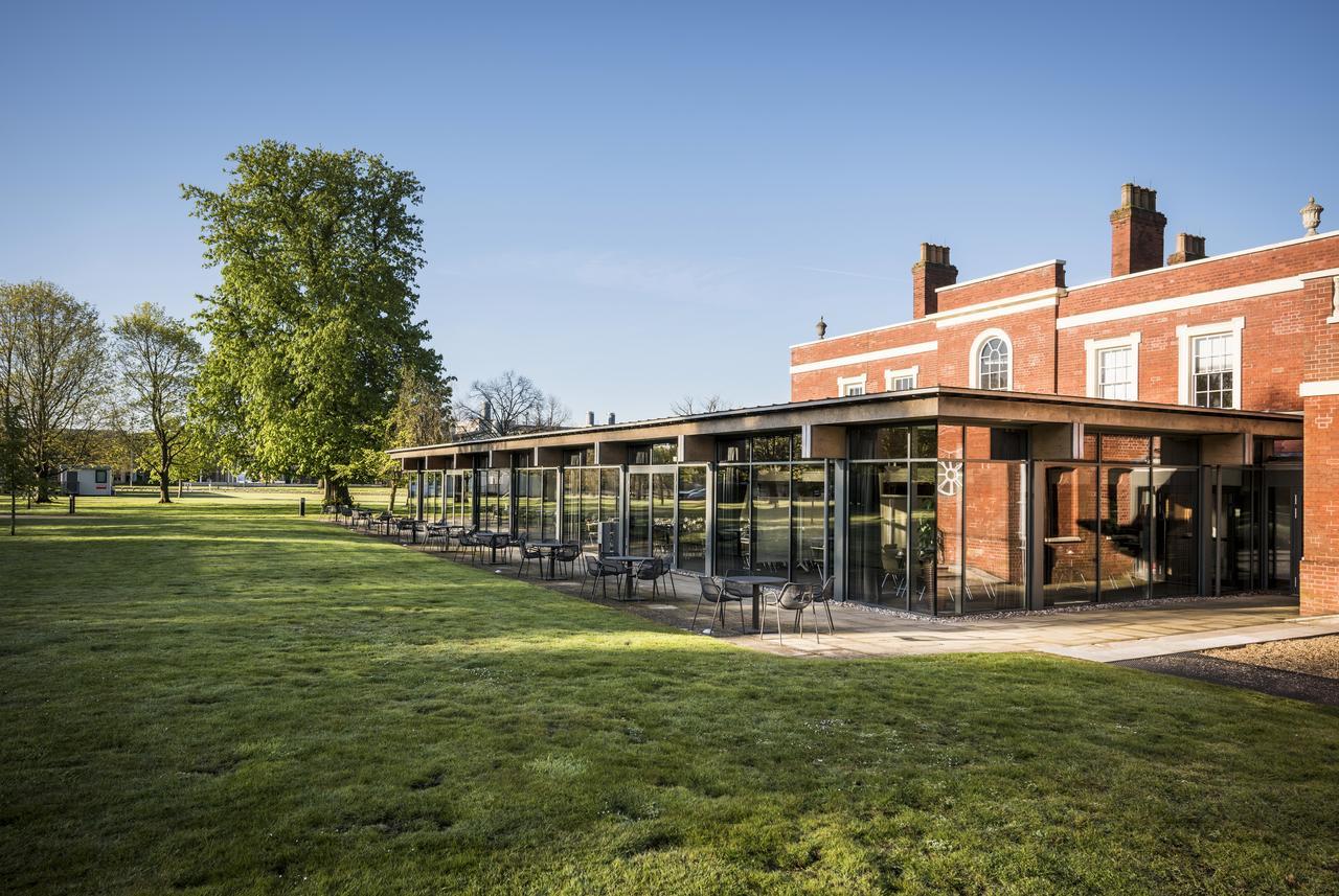 Hinxton Hall Hotel And Conference Centre Esterno foto