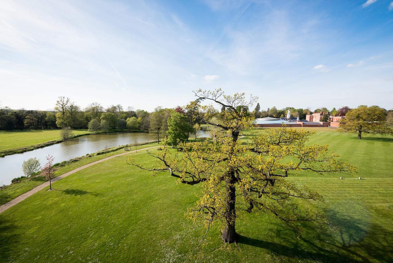 Hinxton Hall Hotel And Conference Centre Esterno foto