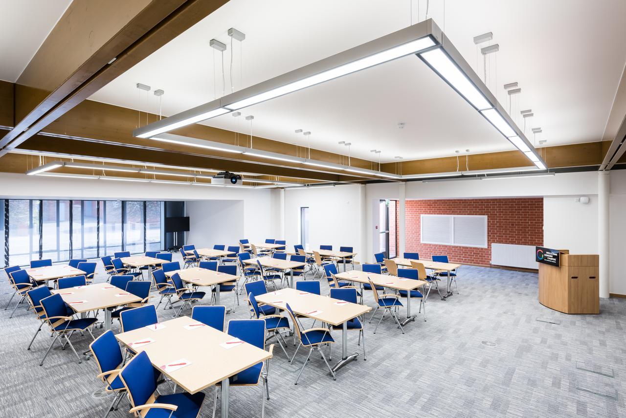 Hinxton Hall Hotel And Conference Centre Esterno foto