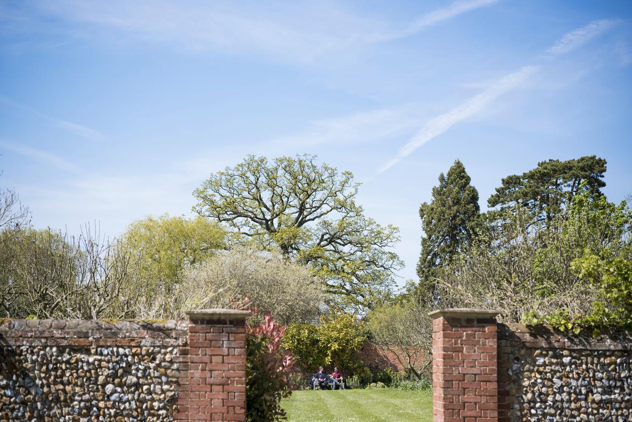 Hinxton Hall Hotel And Conference Centre Esterno foto