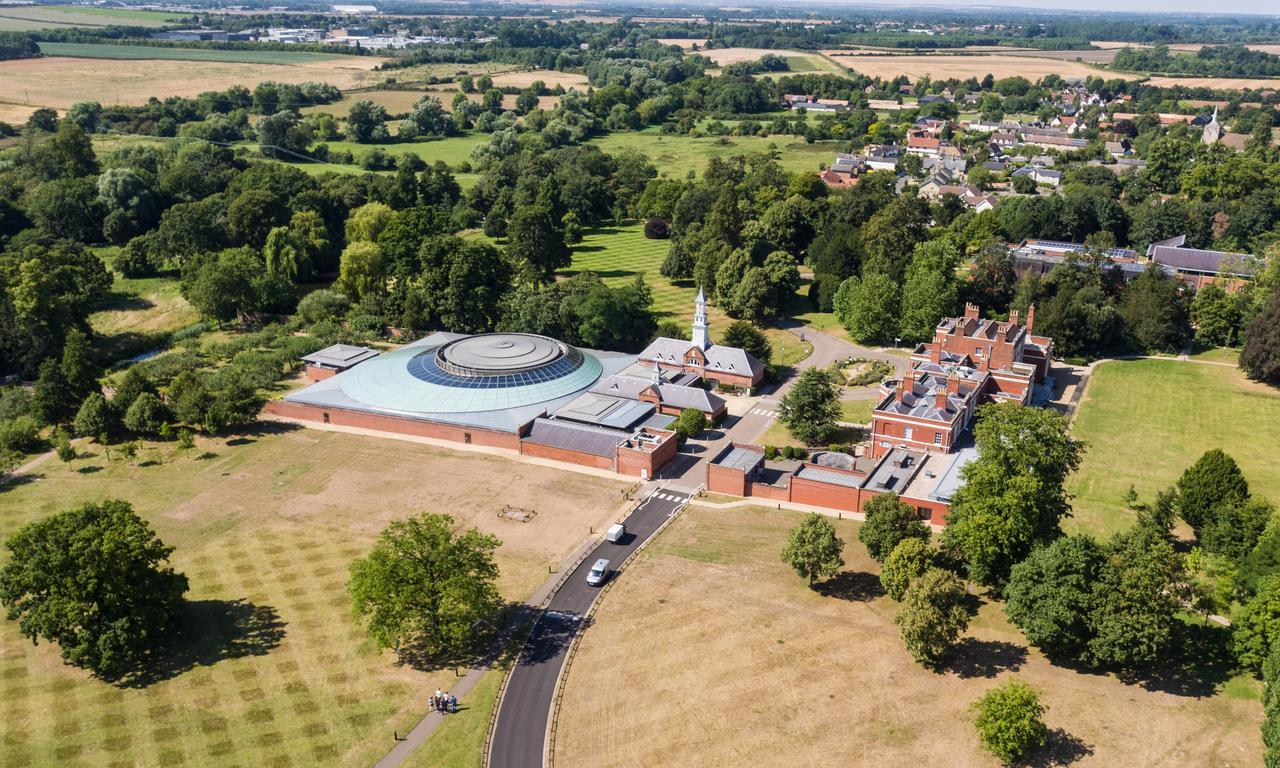 Hinxton Hall Hotel And Conference Centre Esterno foto